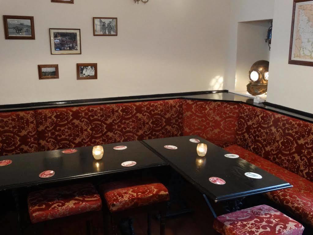 The Red Lion Hotel Oakford Εξωτερικό φωτογραφία